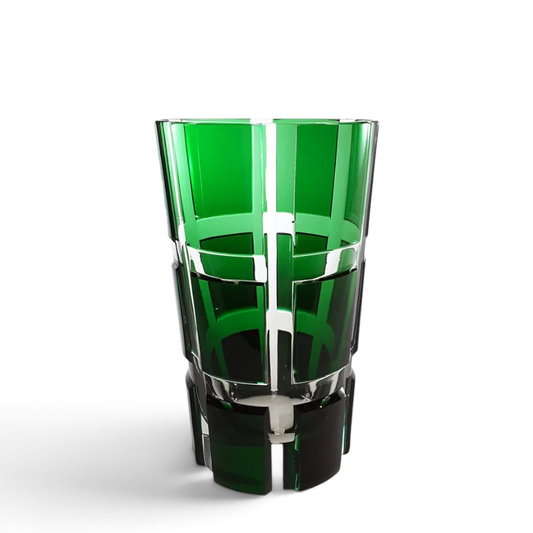 Smaragdgrüner Longdrinkbecher Quadro aus handgeschliffenem Überfang-Bleikristall
