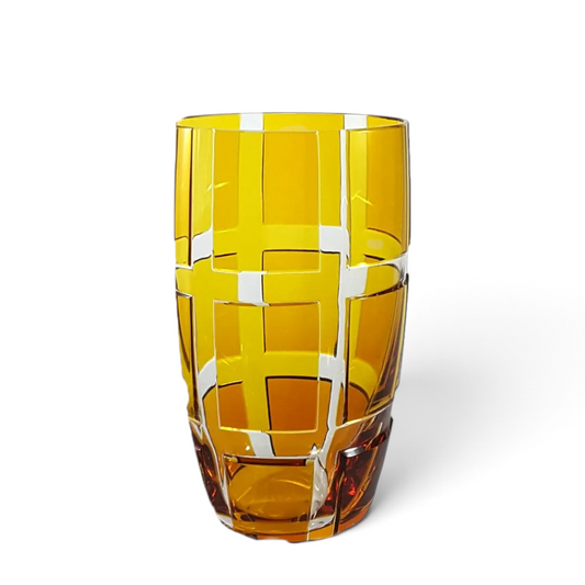 Amberfarbenes Wasserglas Quadro aus handgeschliffenem Überfang-Bleikristall